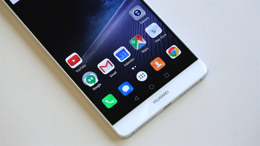 My laptop doesn't recognise my Huawei phone when I connect it. What should I do?