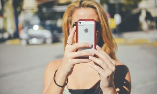 Μεταχειρισμένα iPhone σε ανταγωνιστικές τιμές από τους TheFixers |